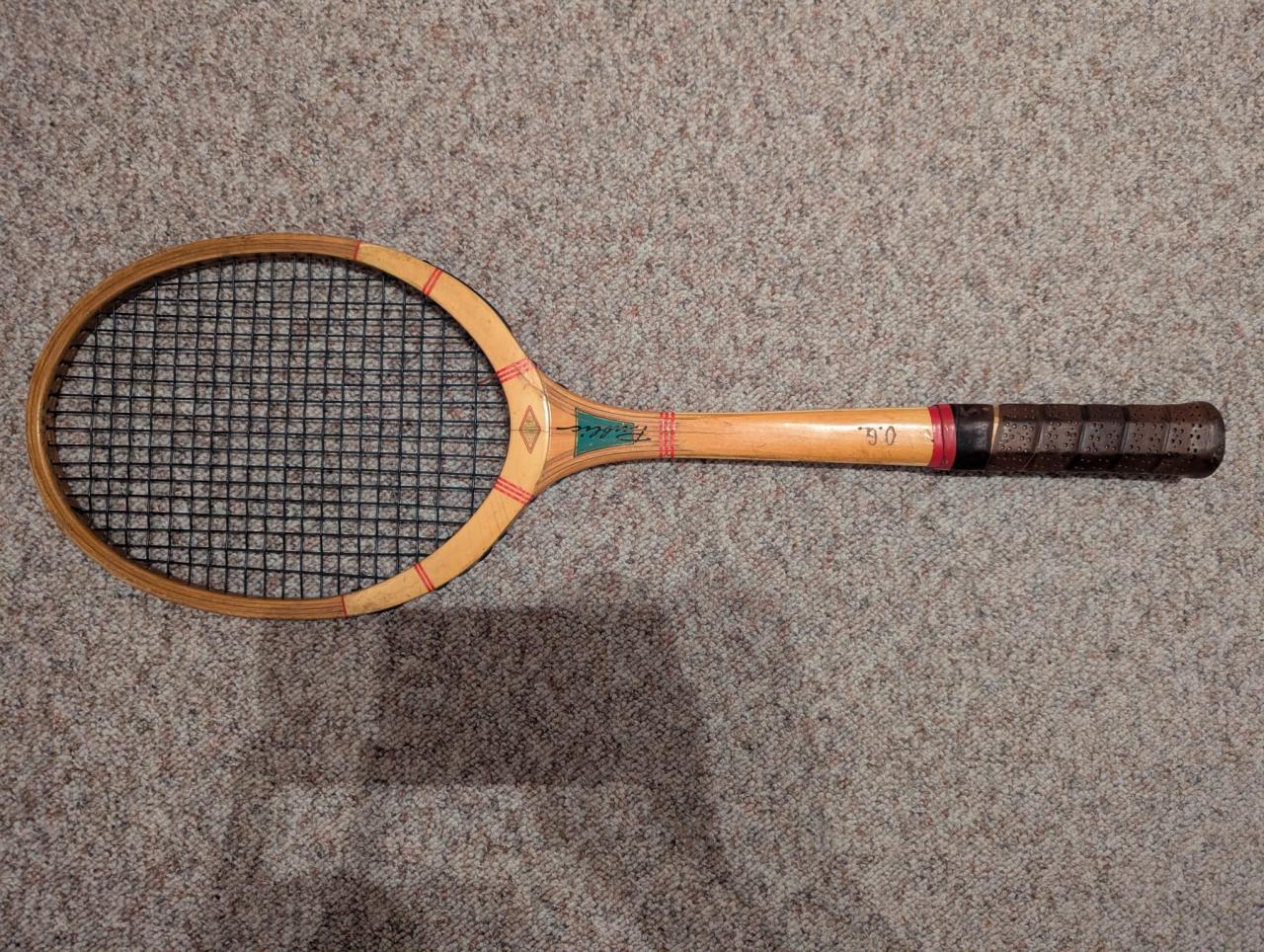 Klicke auf die Grafik für eine vergrößerte Ansicht

Name: Schläger_2_1.jpg
Ansichten: 0
Größe: 302,8 KB
ID: 755836