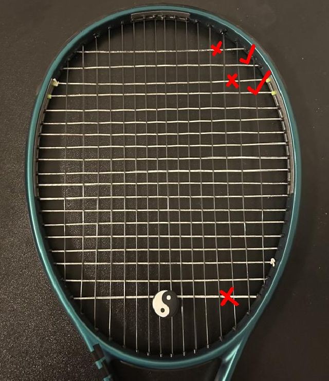 Klicke auf die Grafik für eine vergrößerte Ansicht

Name: falsche Besaitung.jpg
Ansichten: 0
Größe: 126,8 KB
ID: 756286